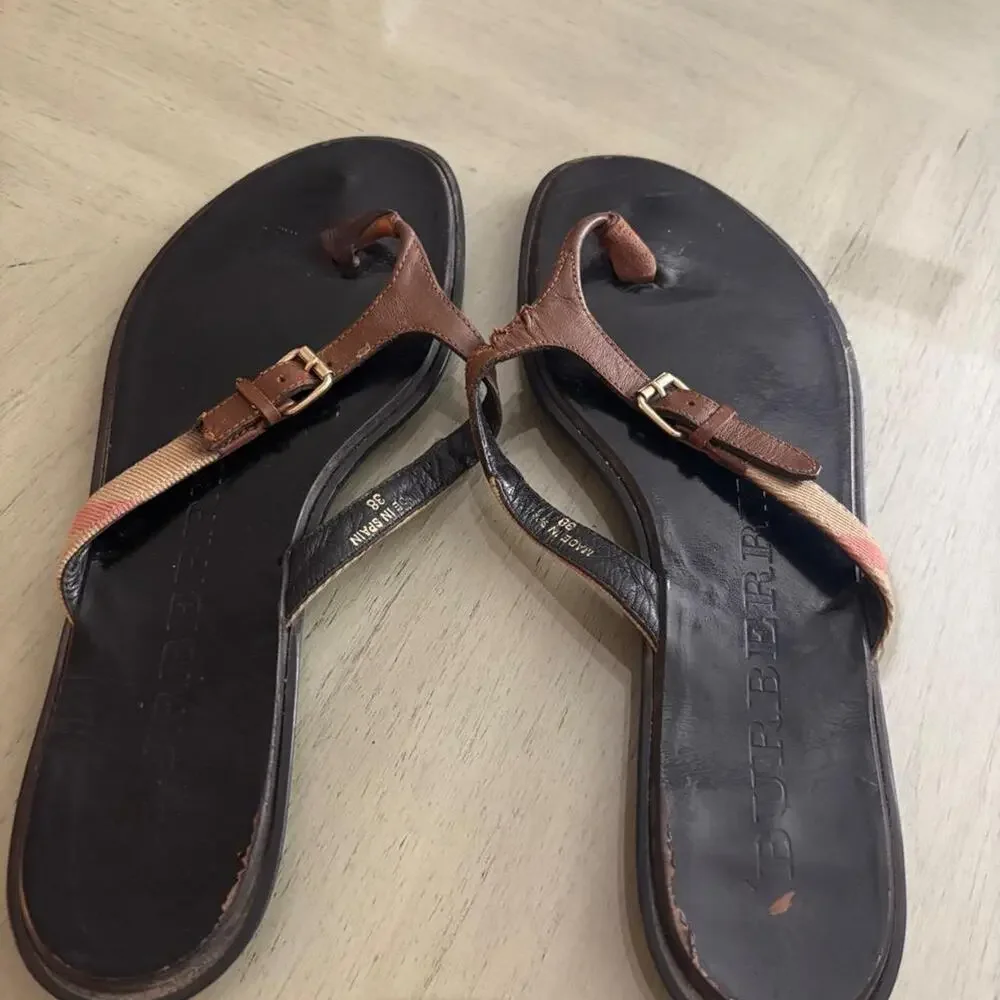 Burberry brown leather sandals with